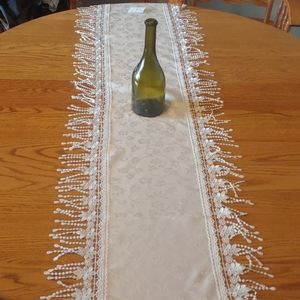 ✨️NEW Pearl Strand Lace Runner 18"×74"